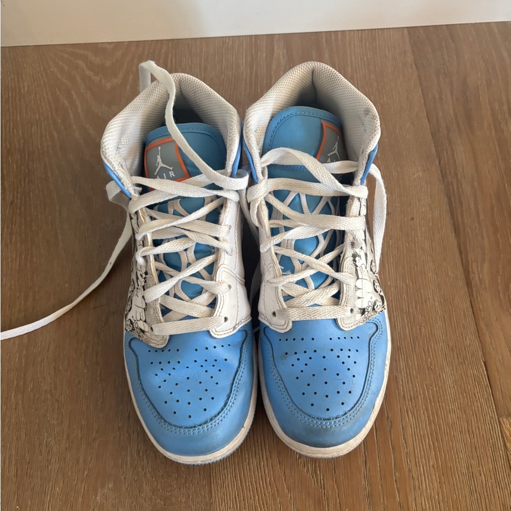 Air Jordan 1 Mid GS 'Game Winner